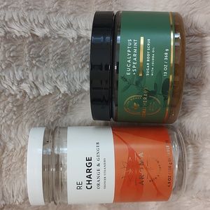 B&BW Eucalyptus and spearmint sugar scrub with orange and ginger shower steamers